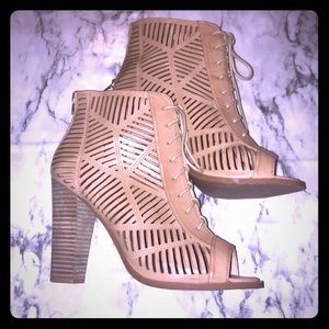 Last chance✨Tan Laser Cut Lace-Up Booties✨